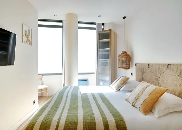 Refurbished Apartment - 2Bd-8P - Place D\'Italie